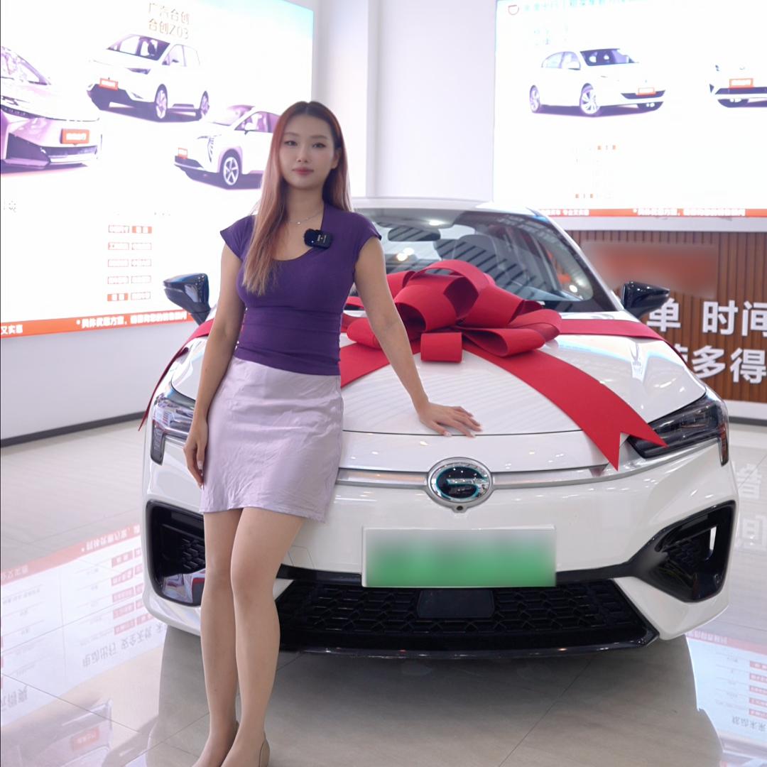 广州智轩网约租车—梅梅