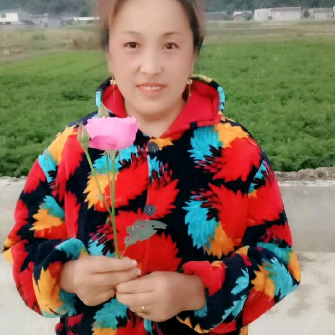 老子遇到一个傻批求钱没挣到还到处借出去，
