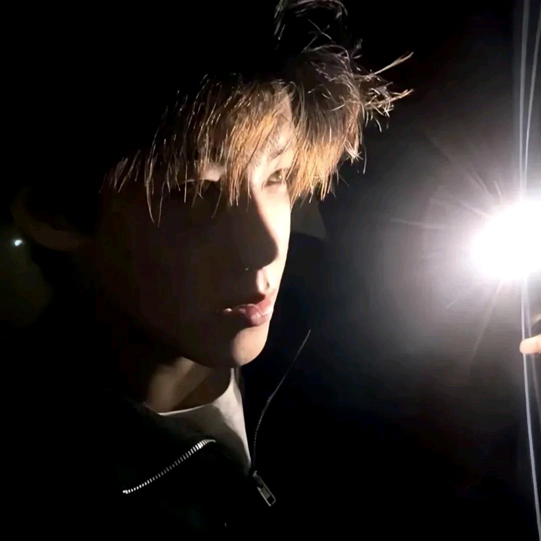 关你屁事 关我屁事