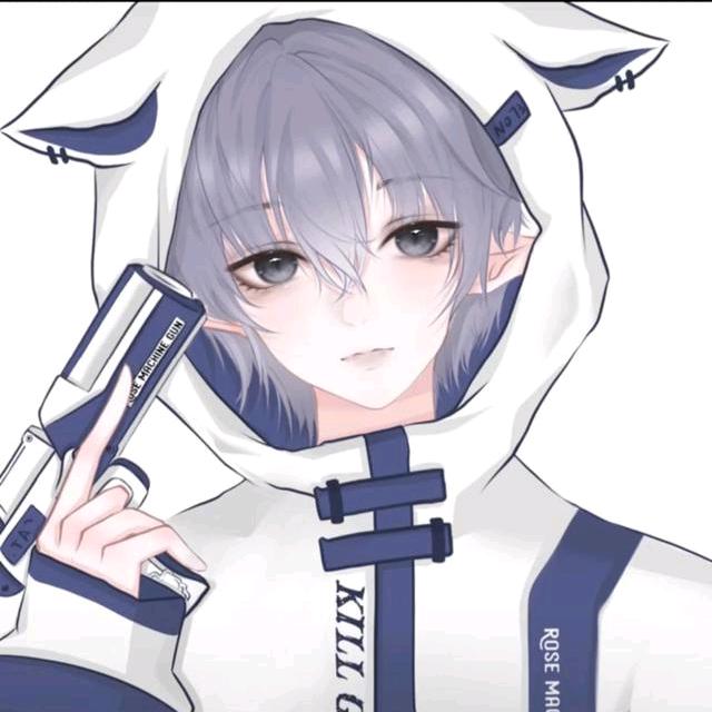 柒月