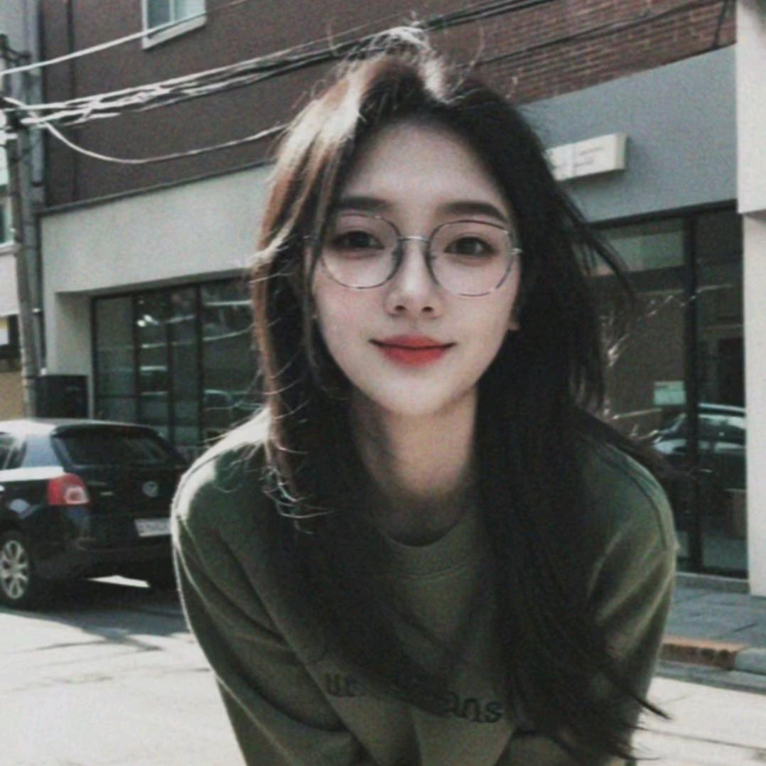 ˗ 𝐘𝐞𝐞𝐞e𝐞 ✌︎