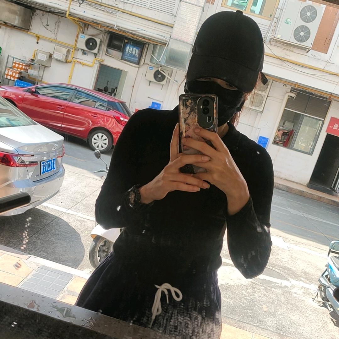 Li๑ᯅ๑nᐝ玲 L˻˳˯ₑing珑