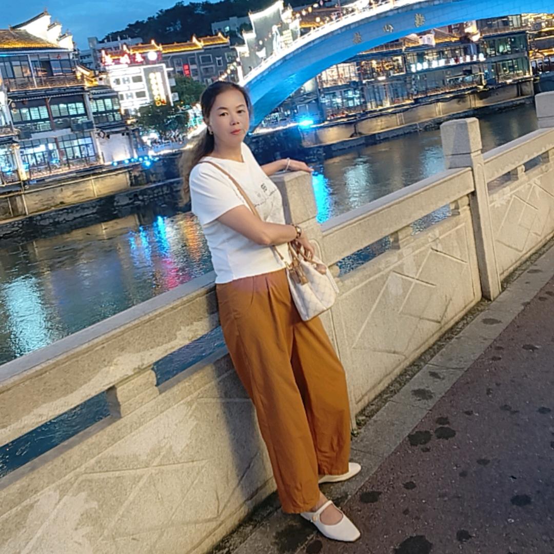 李吉花