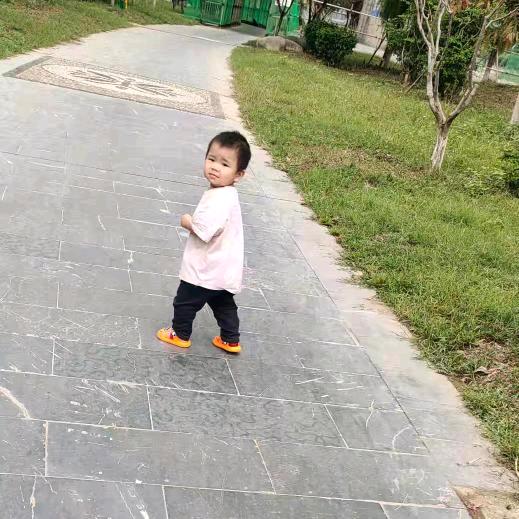 小伙