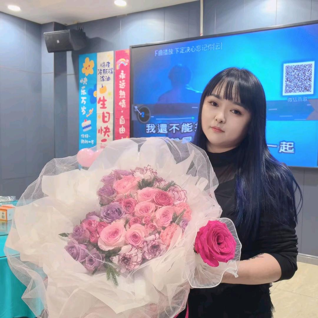 臻甜桃气酸奶店