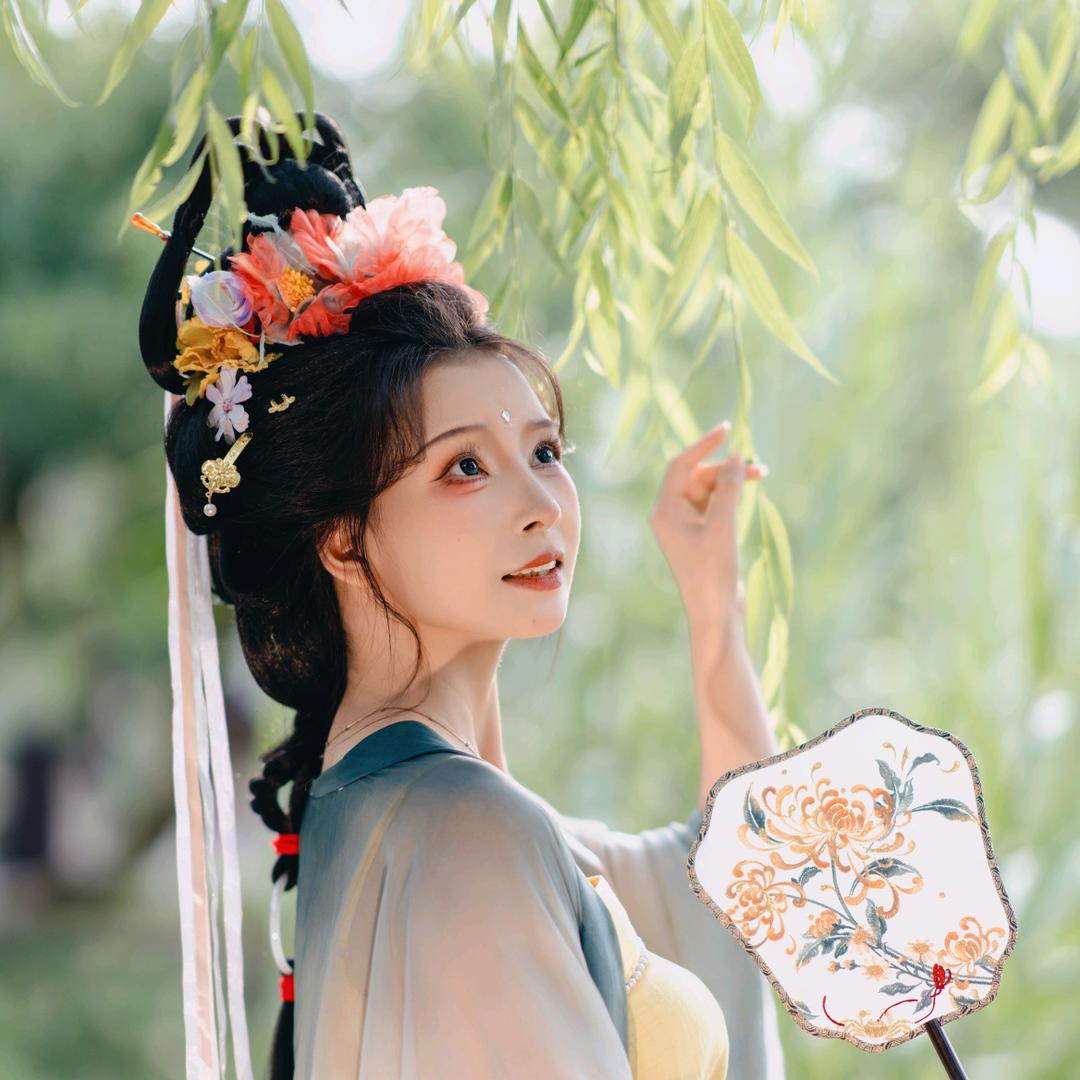 奶芙吖（古风舞）