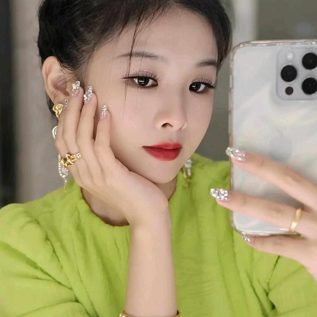 江小姐