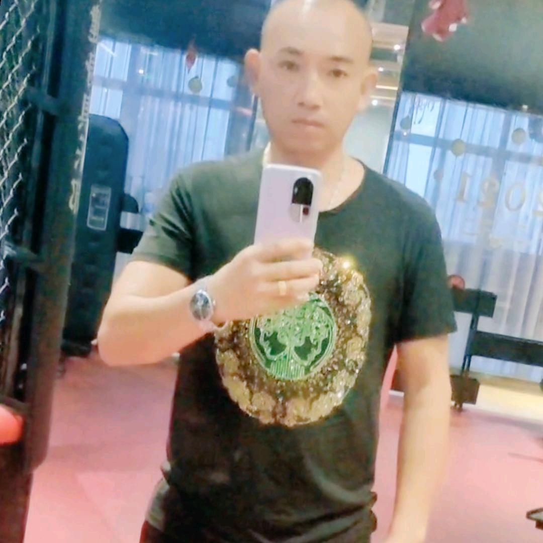 男人必须爱家