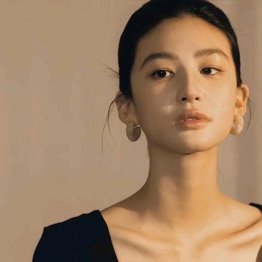 装上弹簧的小强!