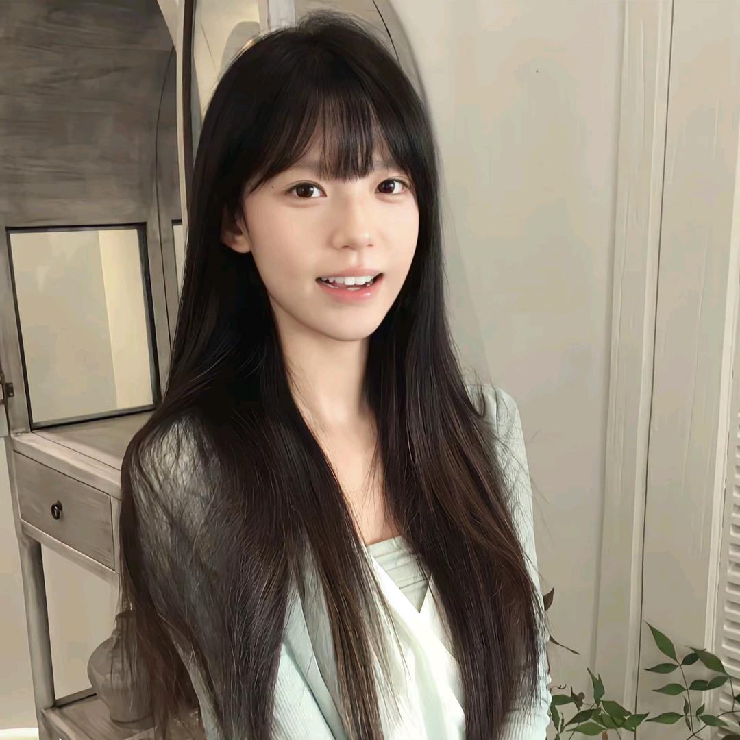 开心的粉色枕头