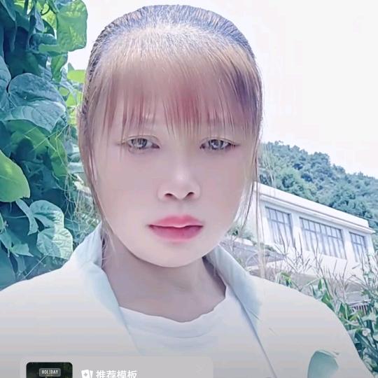 我是一个单亲家庭的妈妈