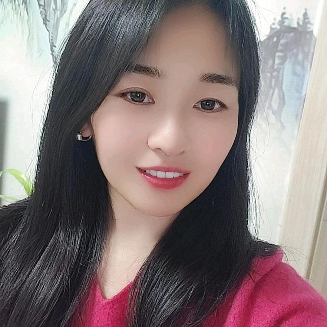 卖喷剂的小珍