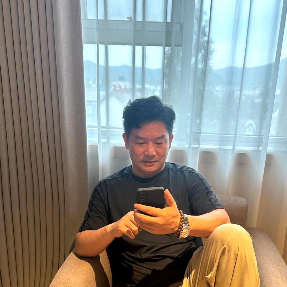 黄文老师