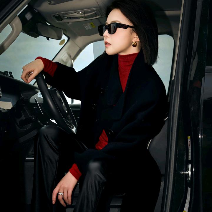 溶溶RONGRONG·轻奢女装