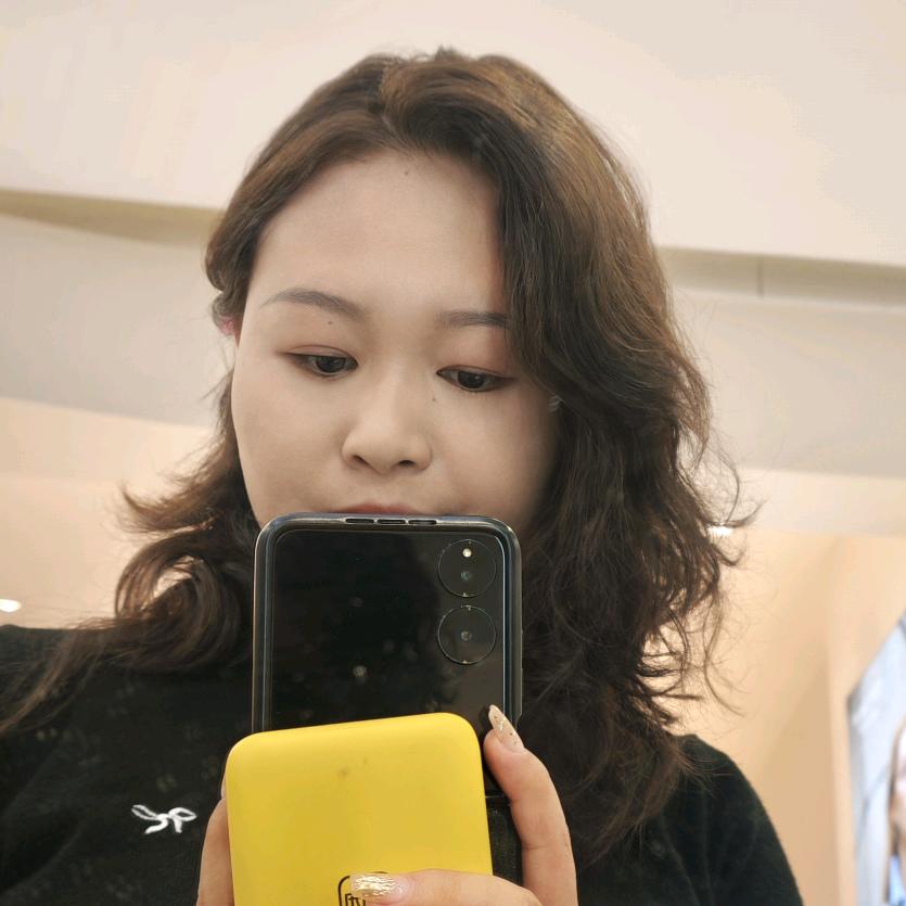 爱吃辣炒头肉的小灵仙头像