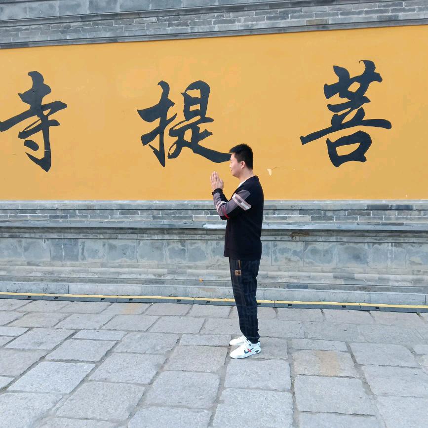 赵明