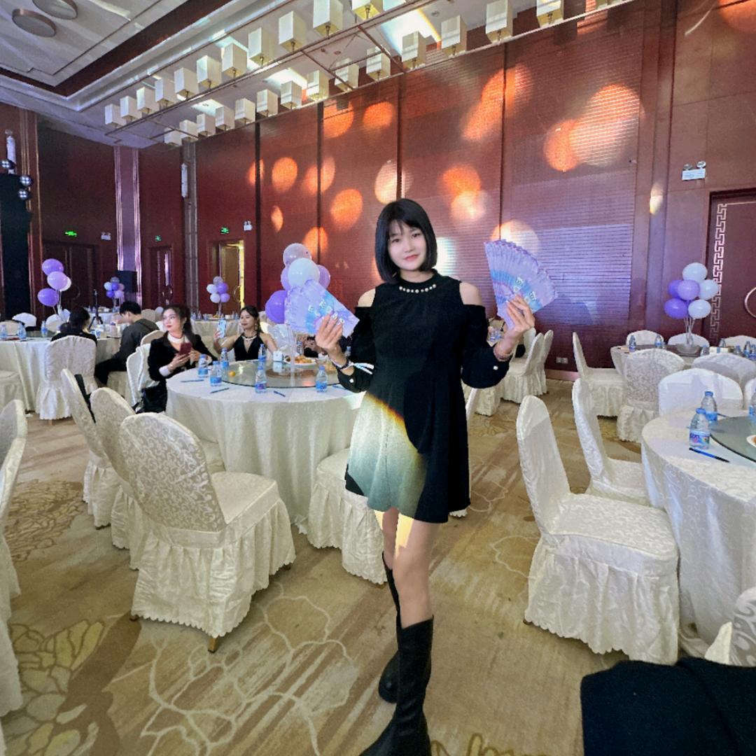 🌈吴川孙姑娘