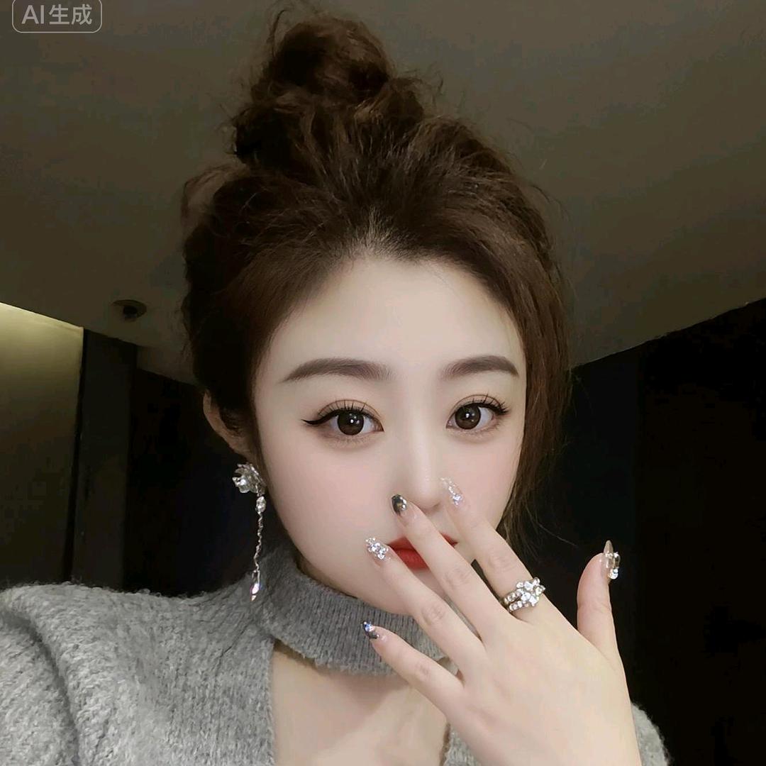 🍀幸运小周☘️