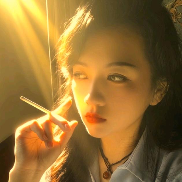 攀枝花十五米冷藏运输卡车～杨小妹