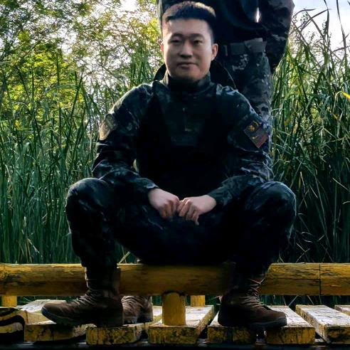 小尚睡不着🇨🇳