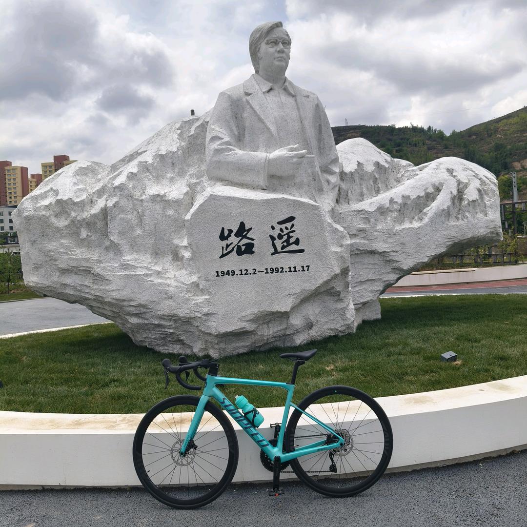 盛虎(跑友互关秒回)