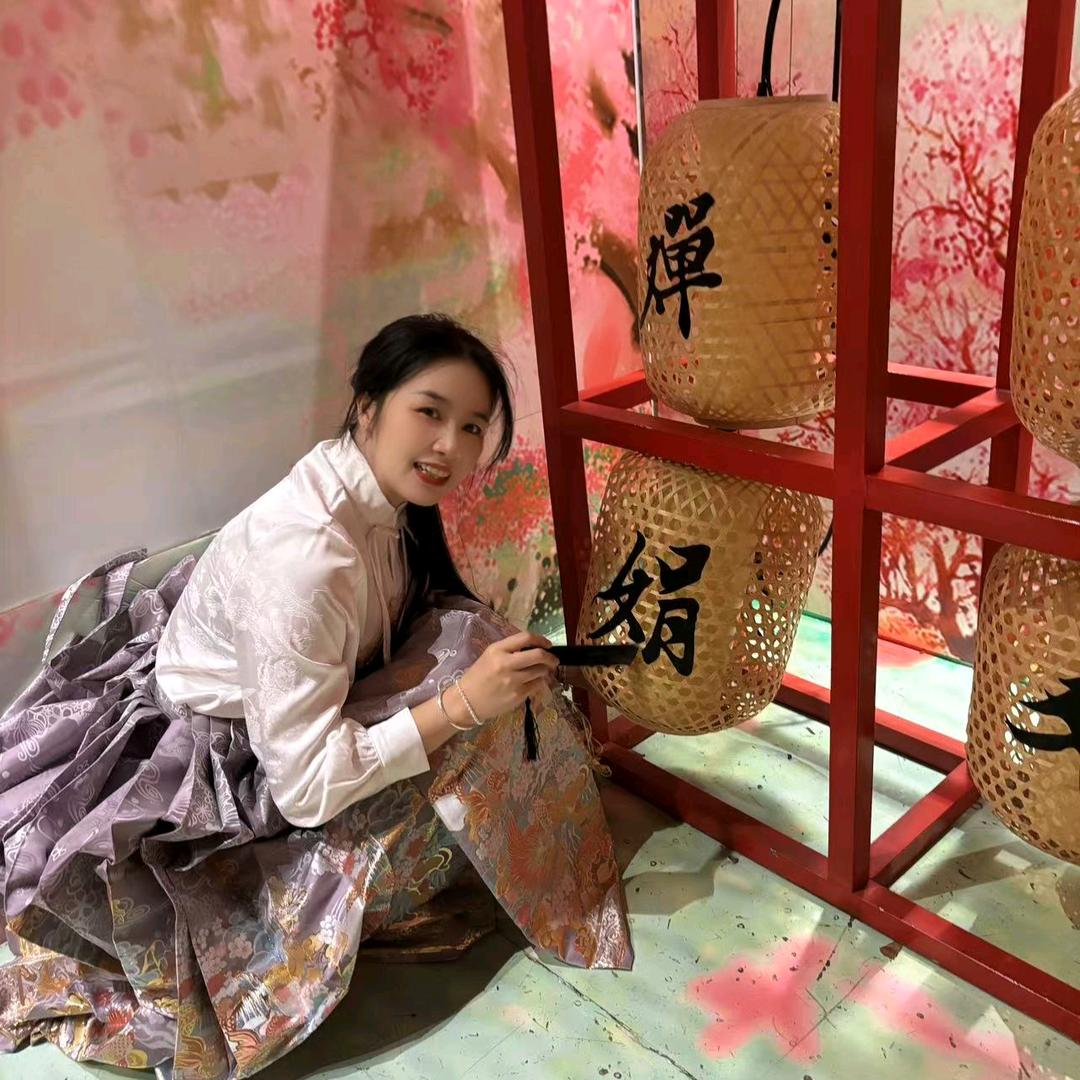 独恋语轩