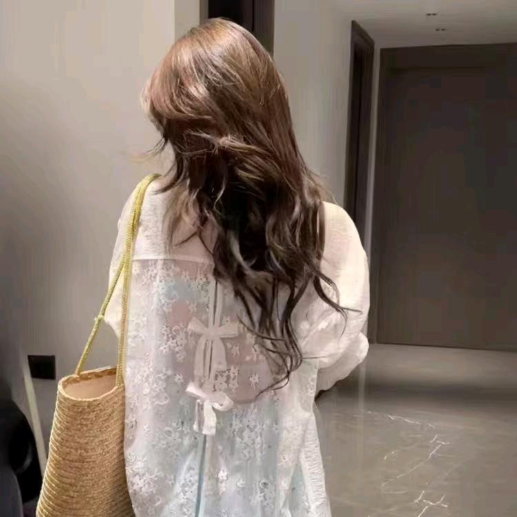 贵梅多元时尚服装小铺
