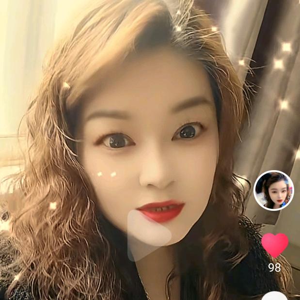 青💋灵