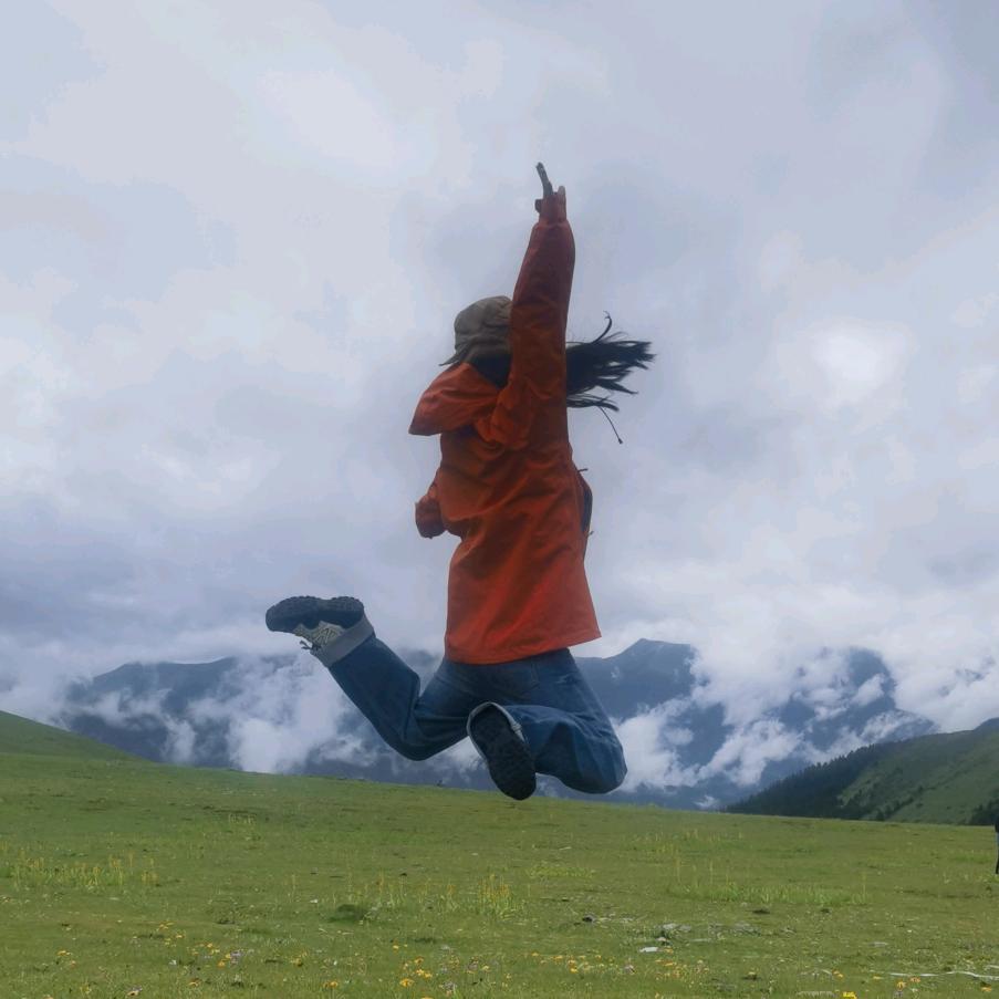 隆回黎明练字范范老师