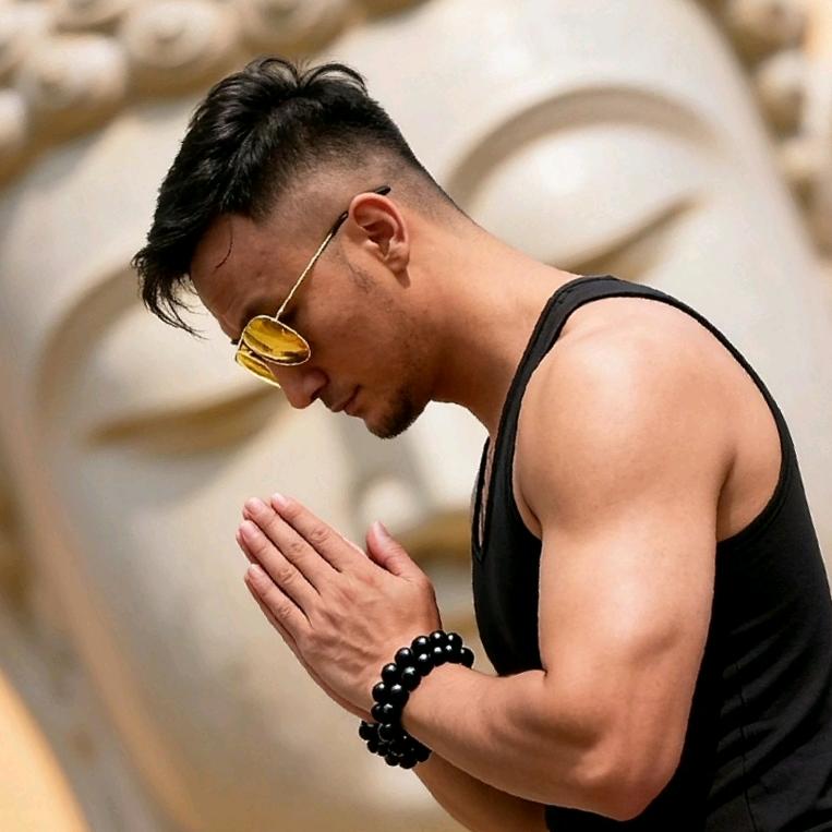 乐则行之，忧则违之