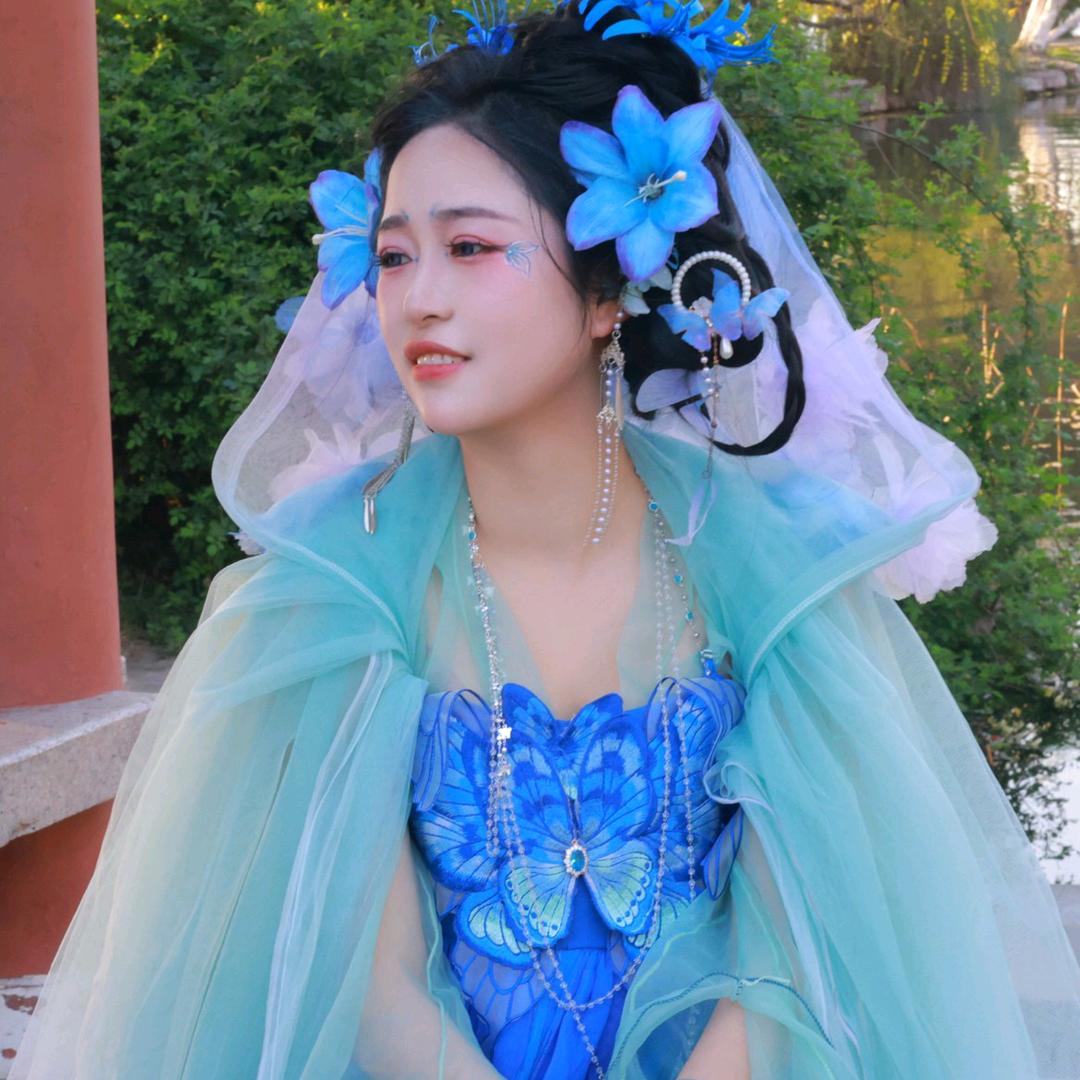 云