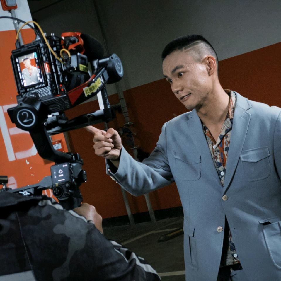 二牛（演员副导）