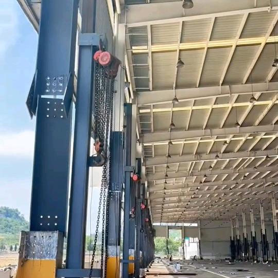 钢结构整体升降