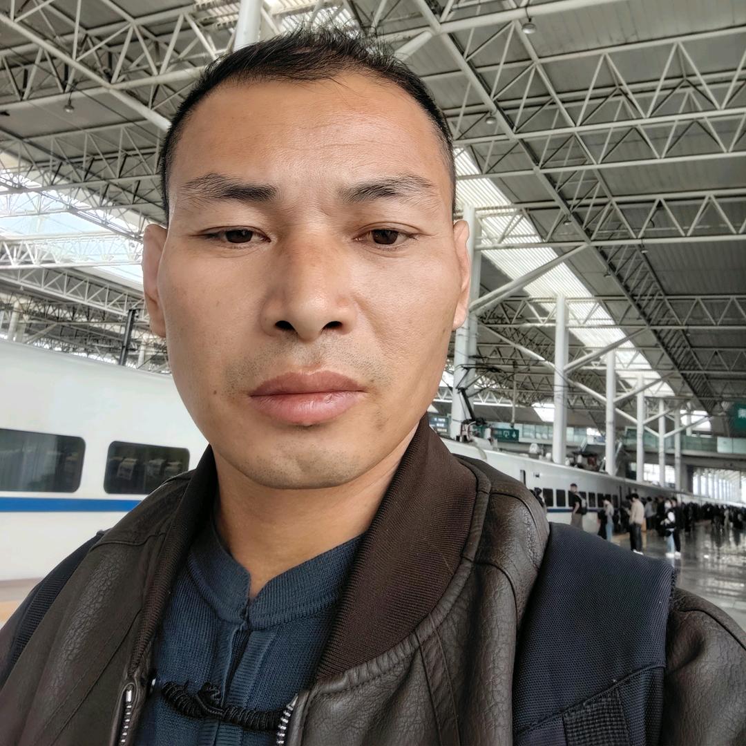 阿妹爱阿哥🎎罗