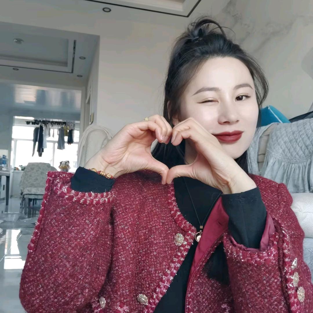 娜娜爱叭叭🐯