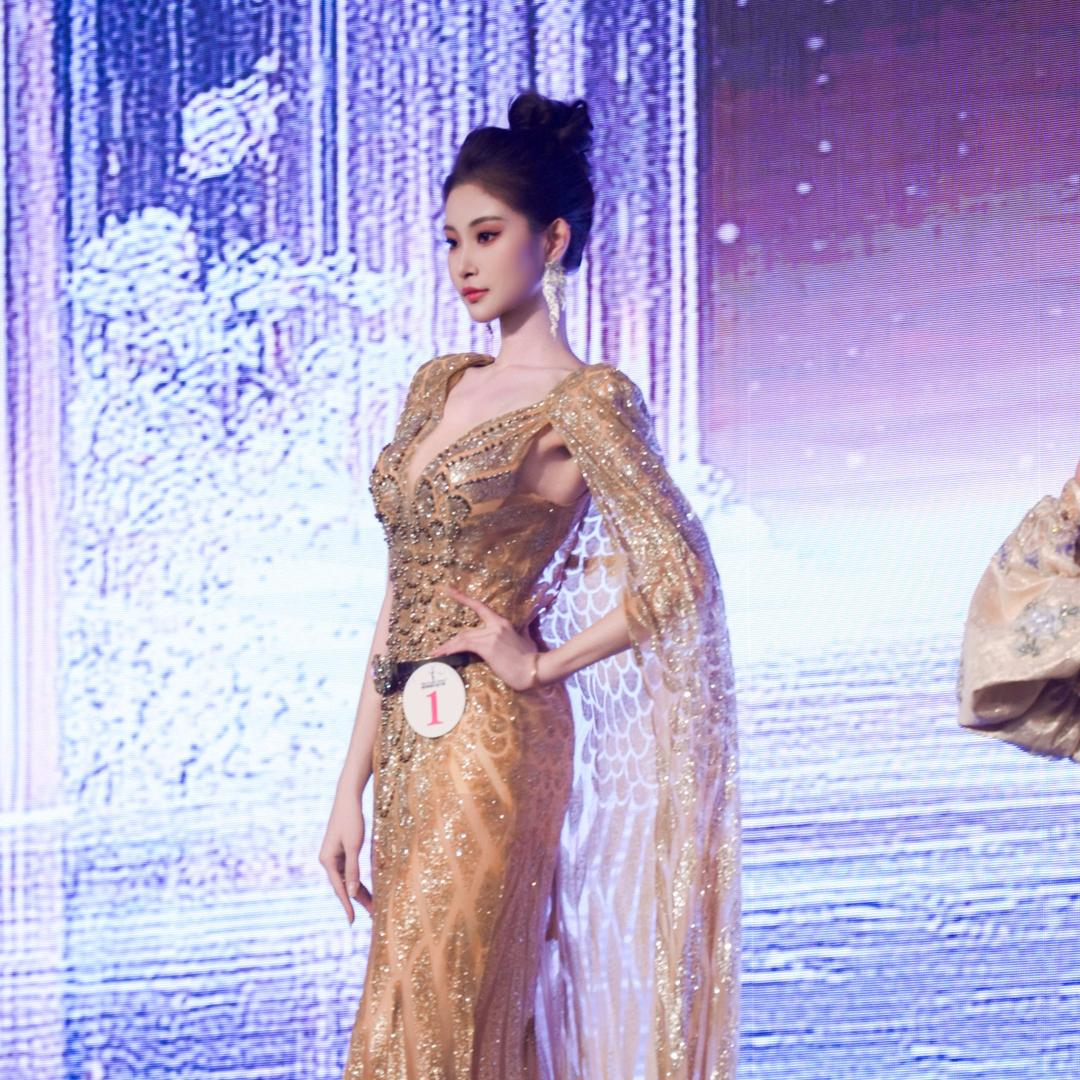 এ᭄依斐·雪雯ོ࿐ᩚ