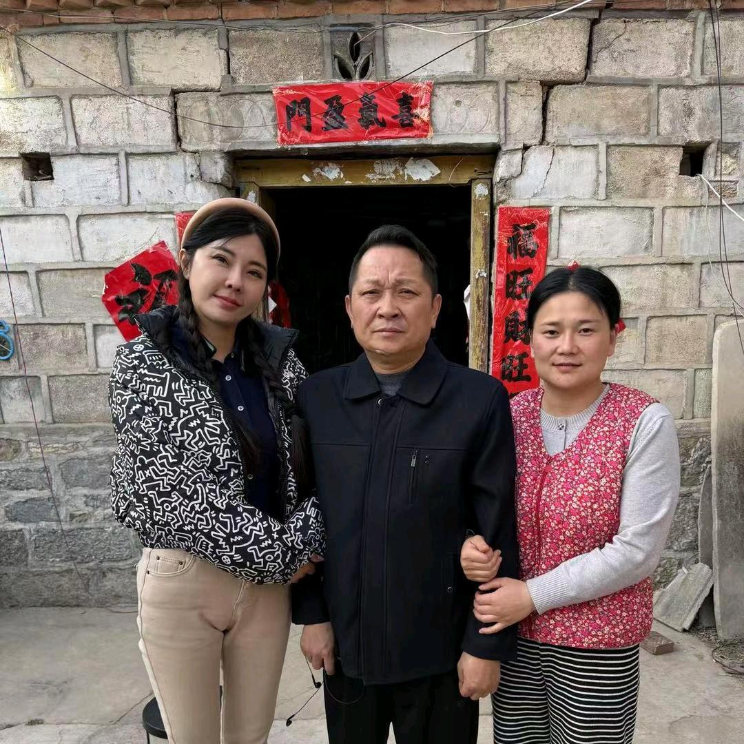 老贺一家人娜娜生活号