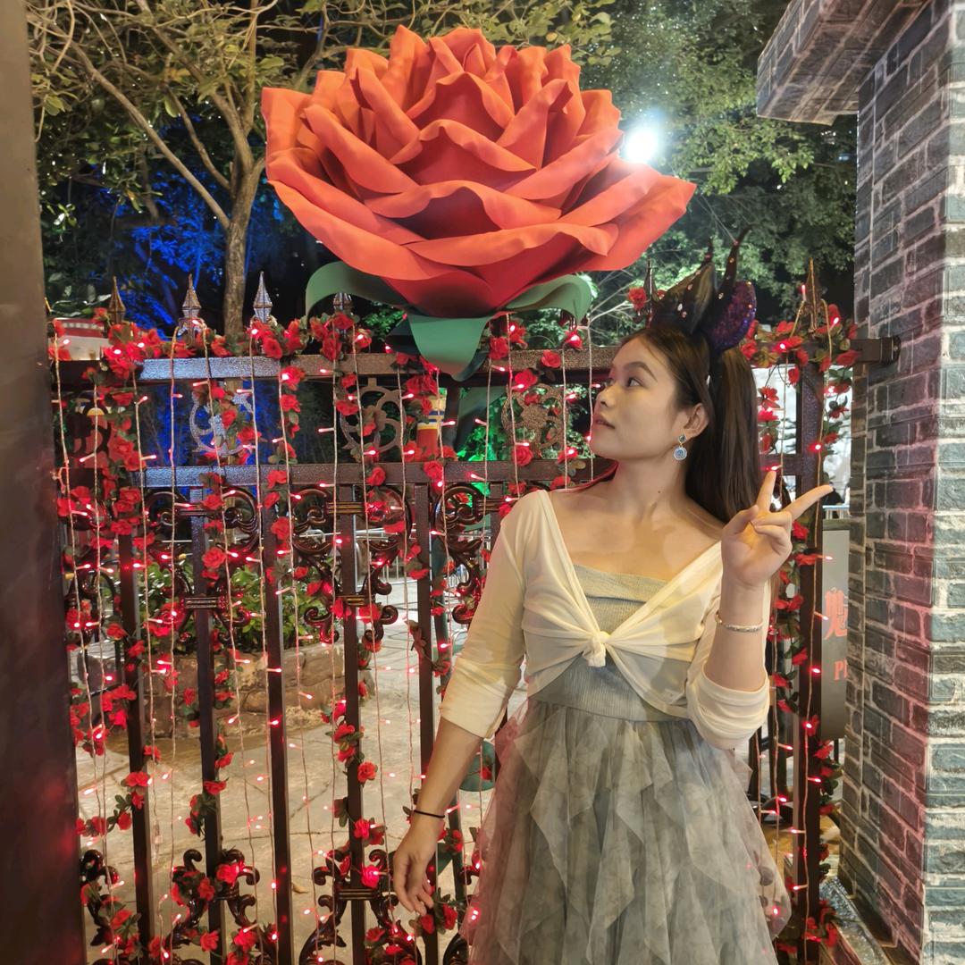 爱幻想的小A
