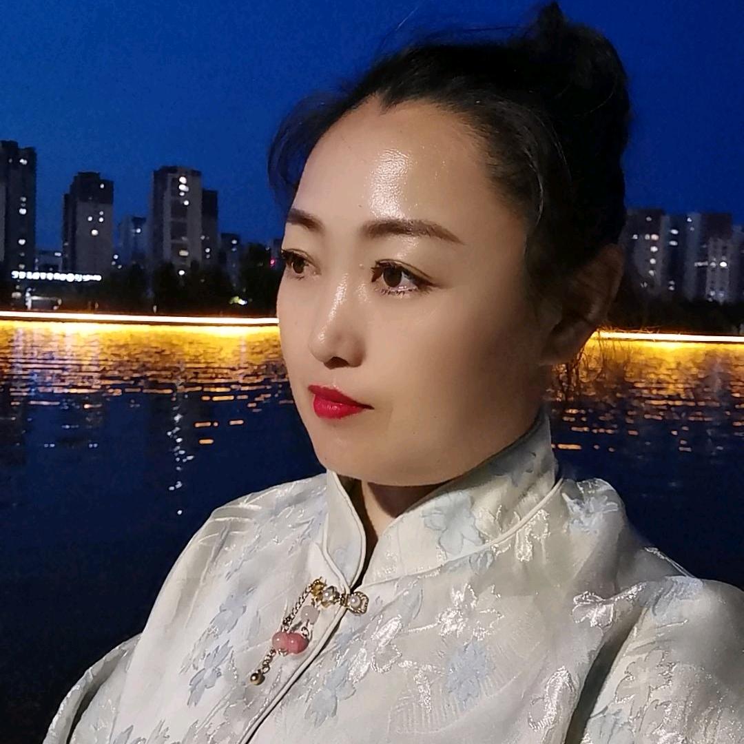 春凤—智慧养肤师