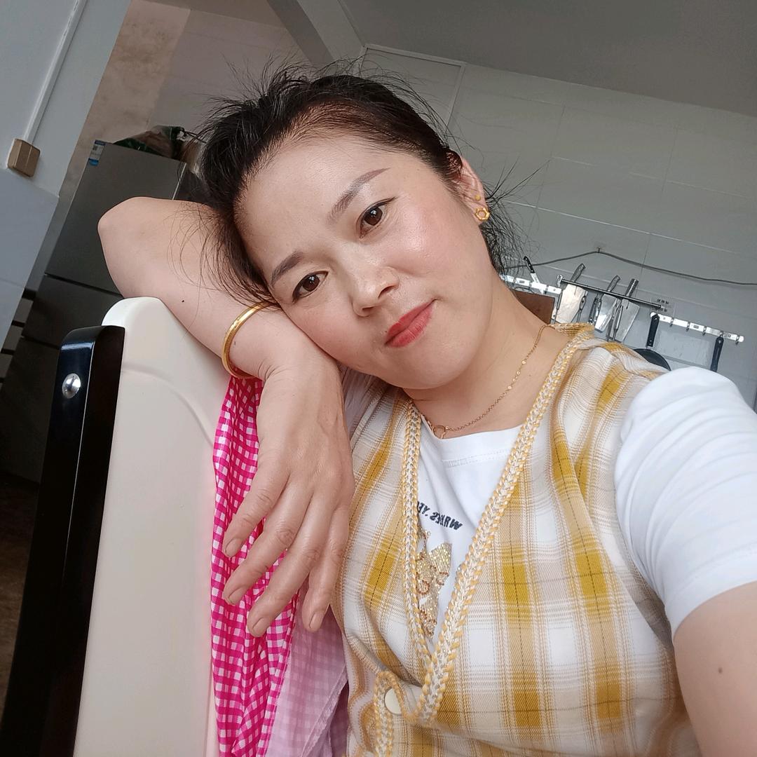 马关张珊早点店。