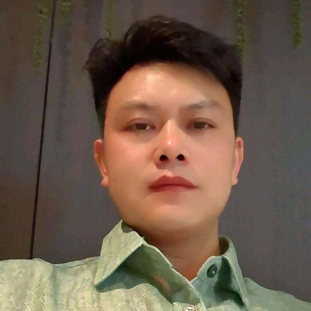 飝哥
