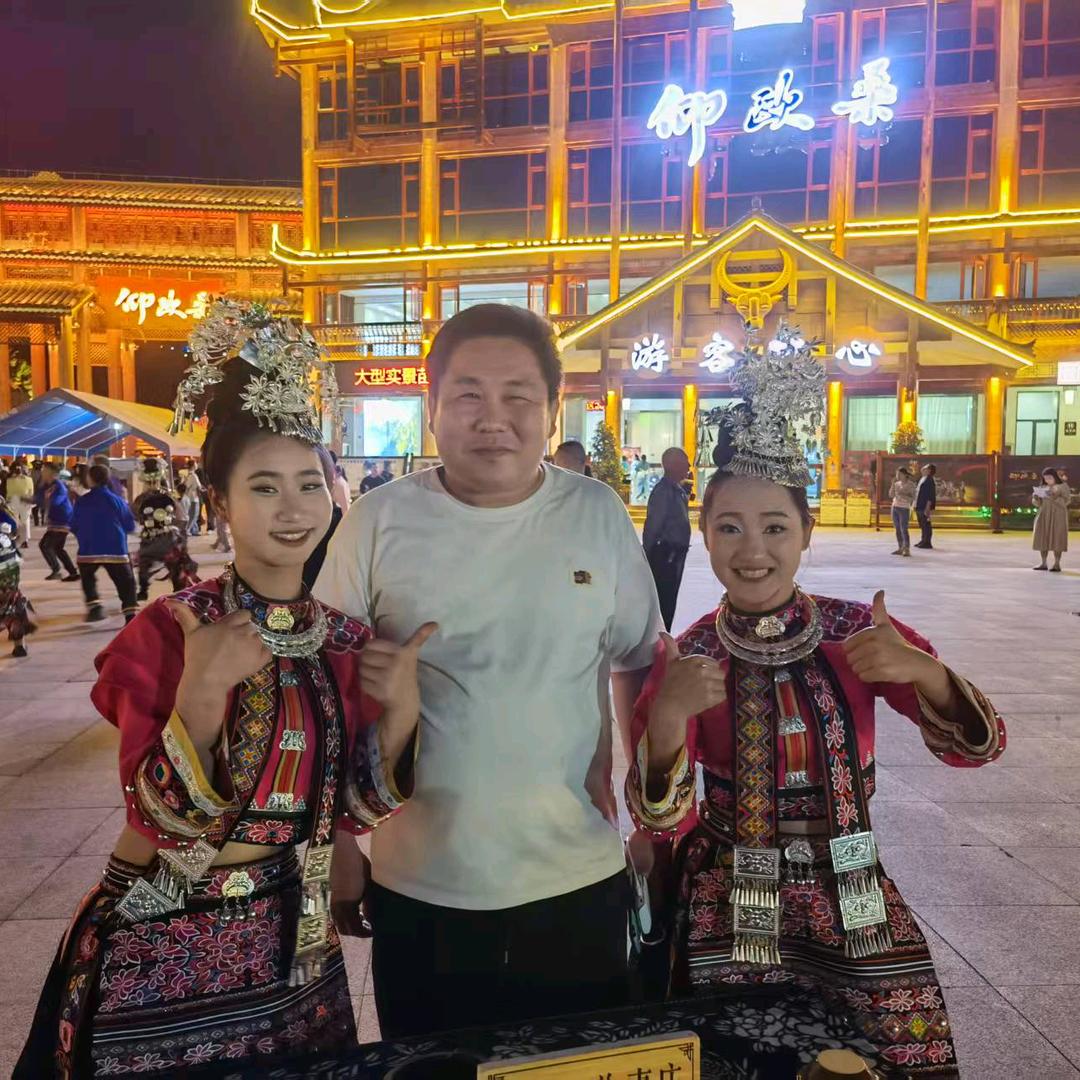 戴草帽的王子
