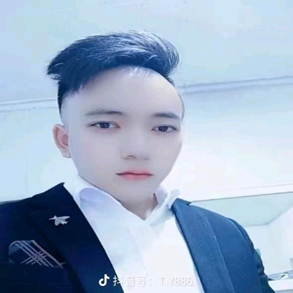 鸡忆结成冰