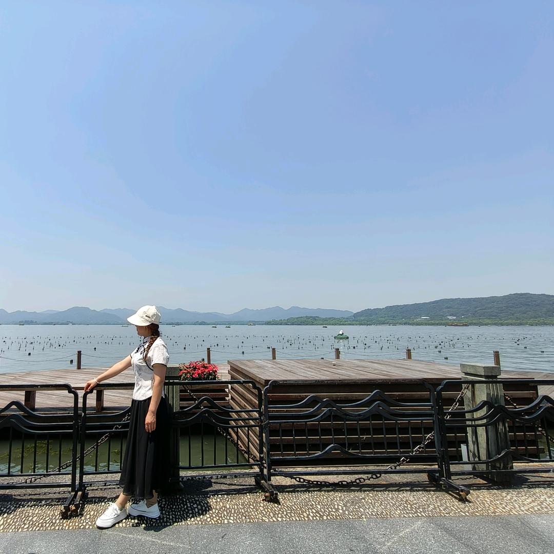 零零（🍭🍭）