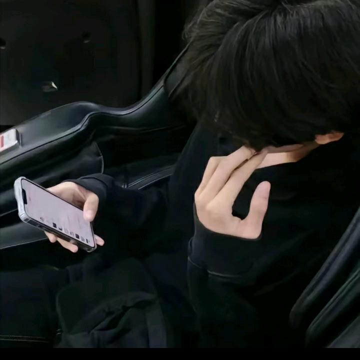 小春熊.丸子🎀(上学中)^