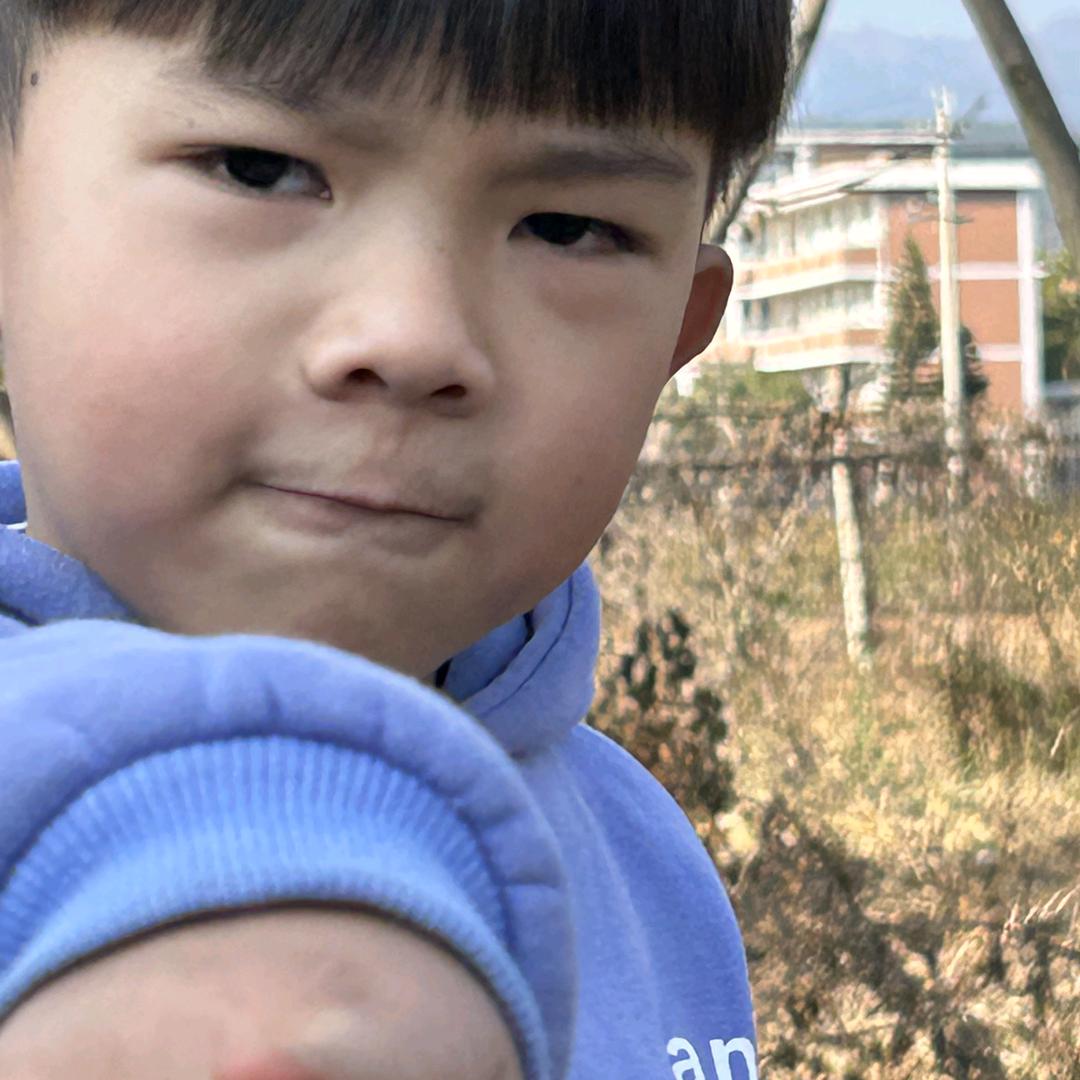 幼儿园扛把子