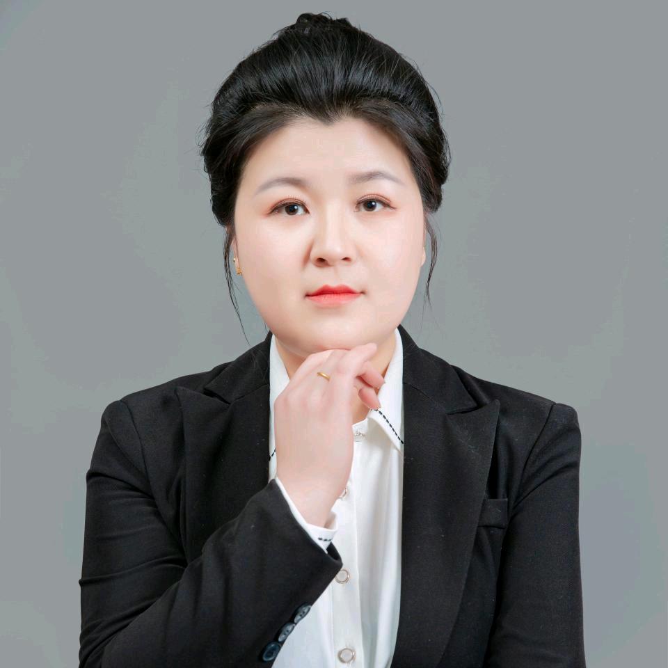 薛彤