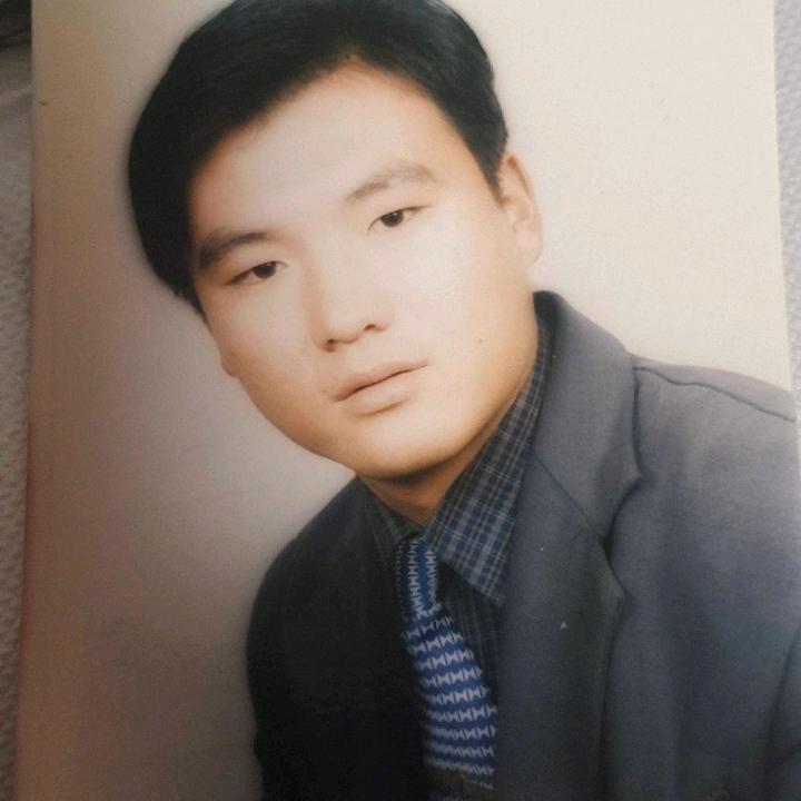 一水隔天涯