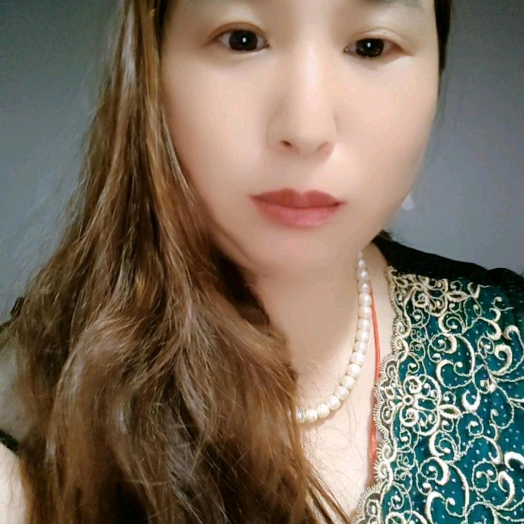 梅姐8:40走来走去