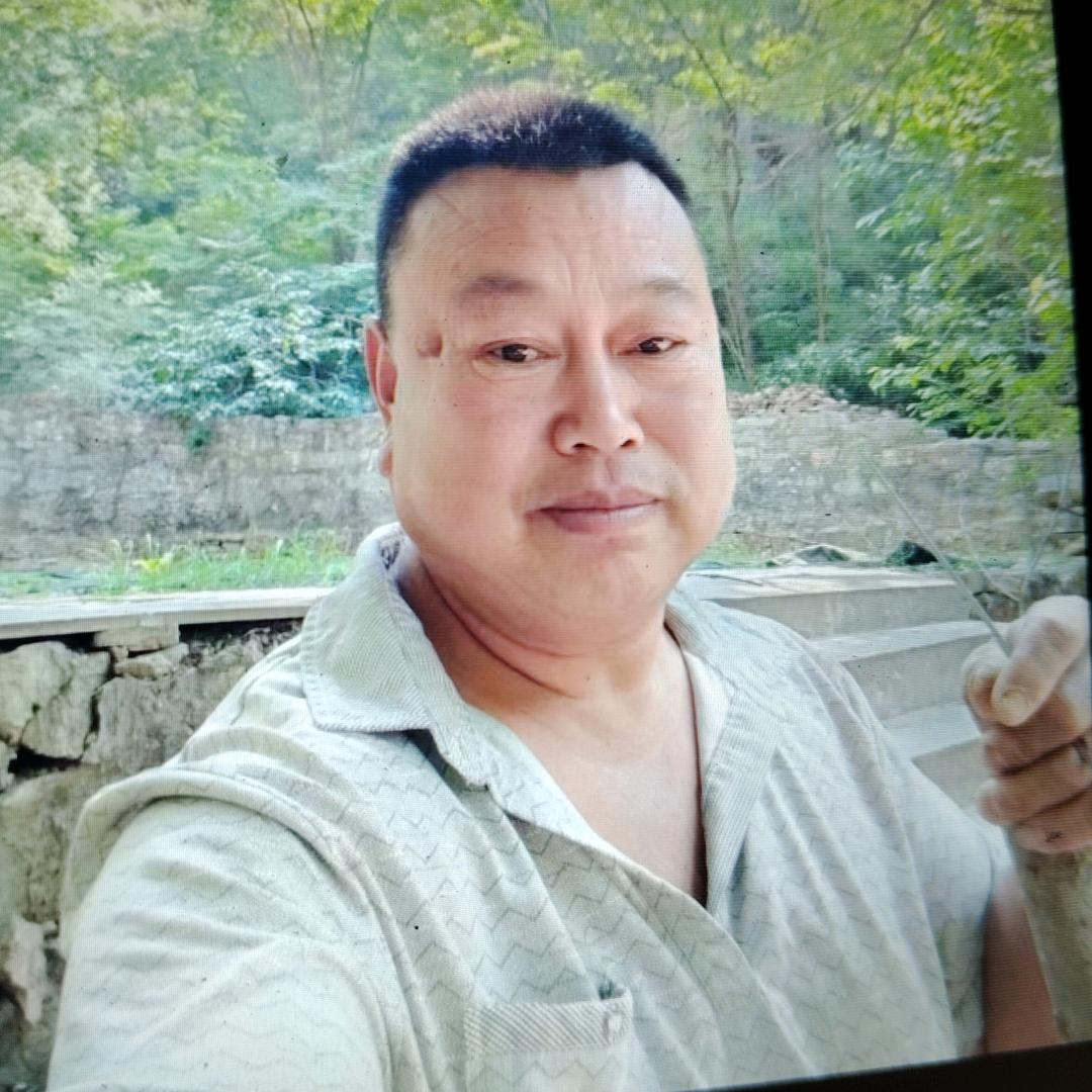 高价收购有色金j属。